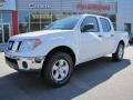2011 Avalanche White Nissan Frontier SV Crew Cab  photo #1