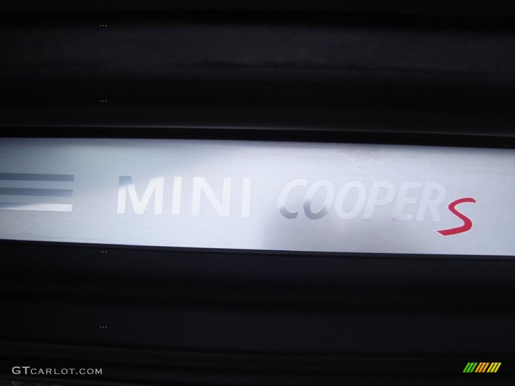2007 Cooper S Convertible - Lightning Blue Metallic / Carbon Black/Black photo #21