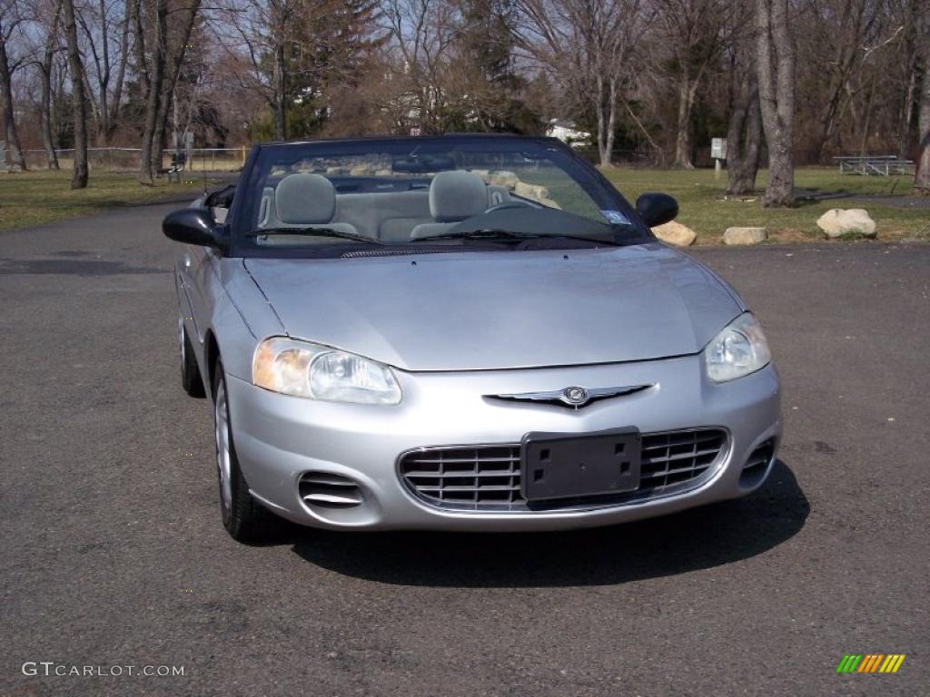 Bright Silver Metallic 2001 Chrysler Sebring LX Convertible Exterior Photo #46914053