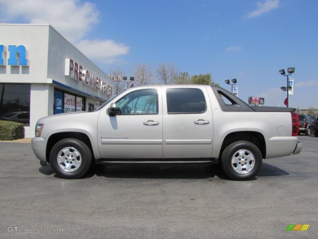 Silver Birch Metallic 2009 Chevrolet Avalanche LT Exterior Photo #46914479