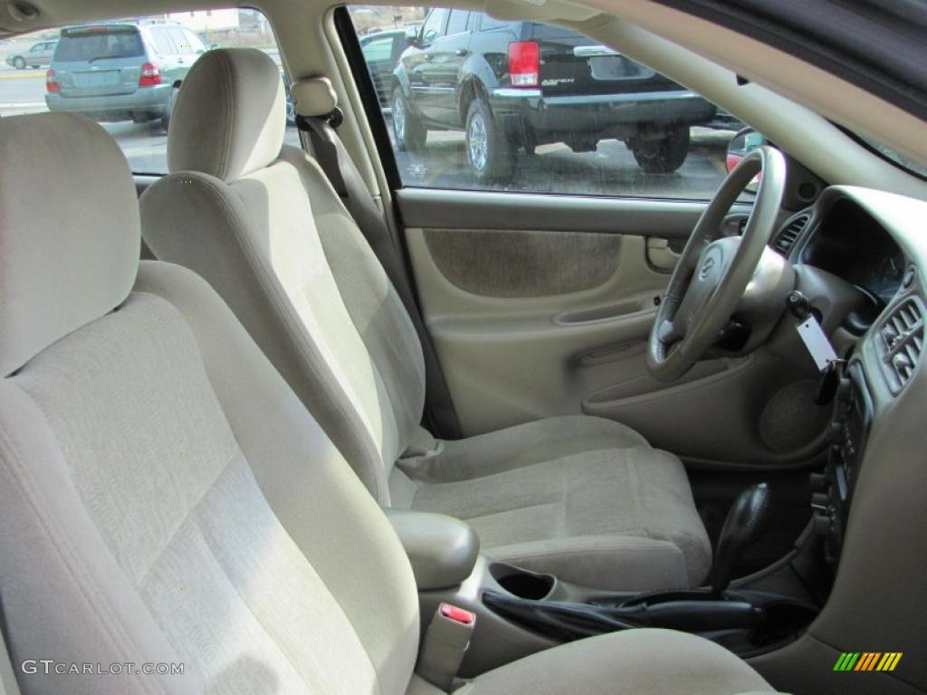 2003 Oldsmobile Alero GL Sedan interior Photo #46914572
