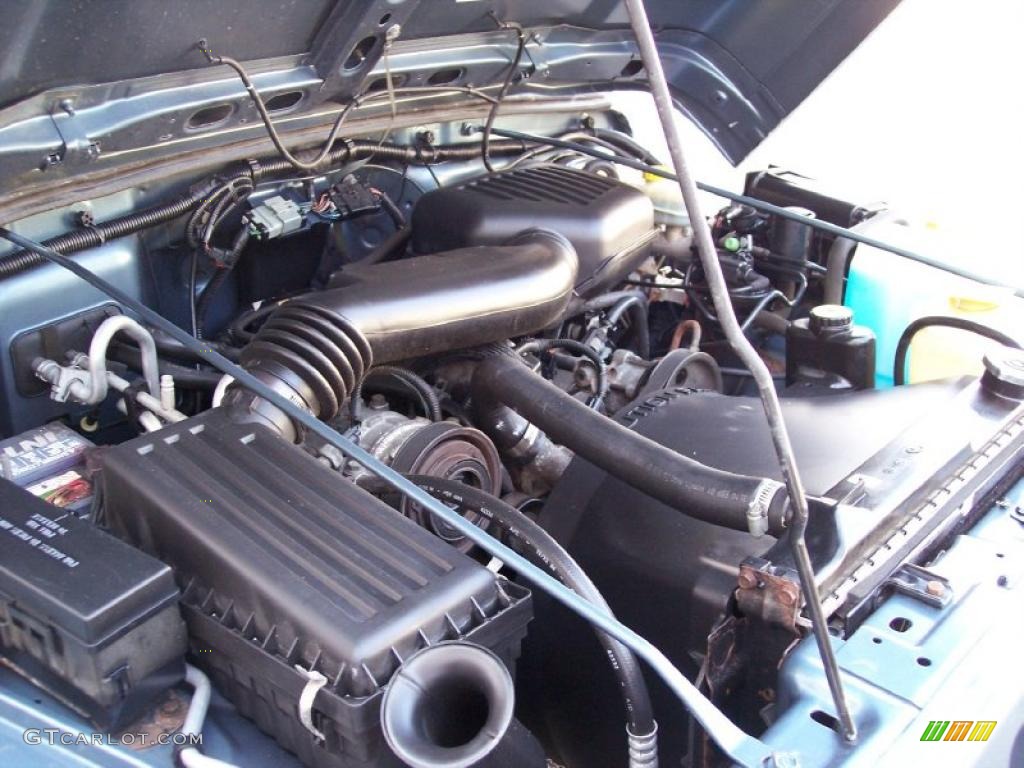 1999 Jeep Wrangler SE 4x4 2.5 Liter OHV 8-Valve 4 Cylinder Engine Photo #46916492