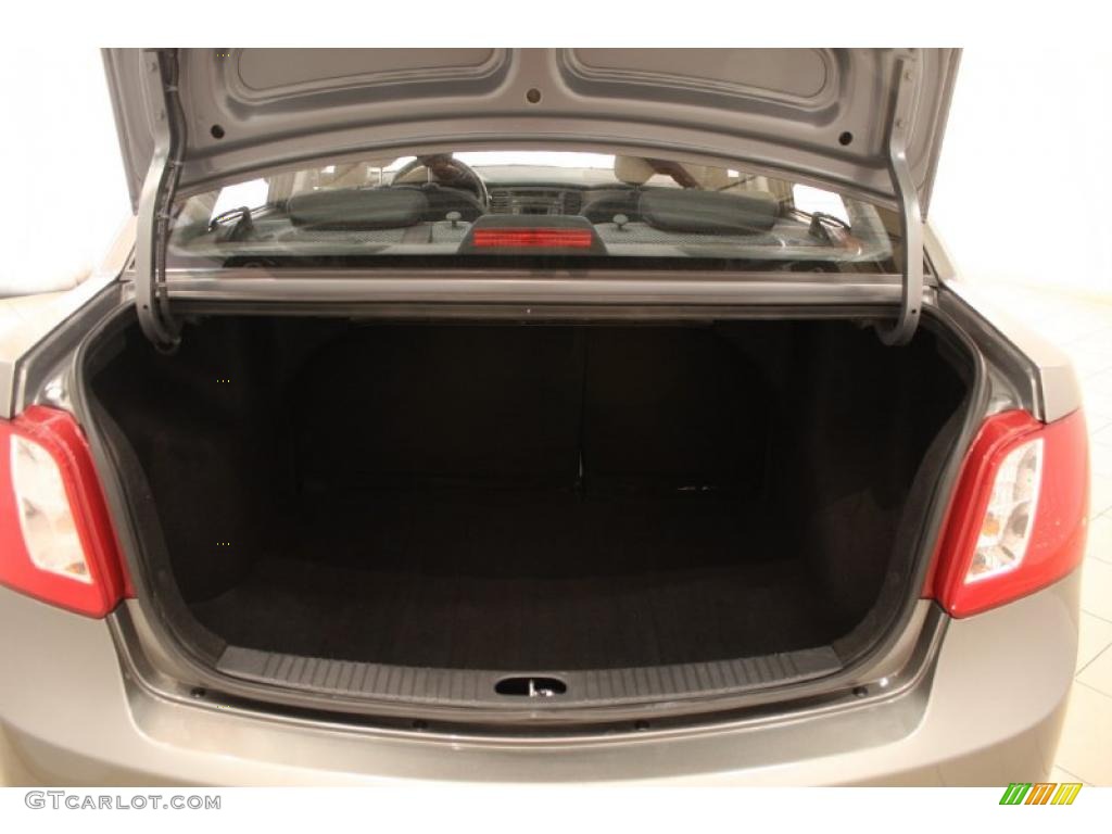 2010 Kia Rio LX Sedan Trunk Photo #46916666