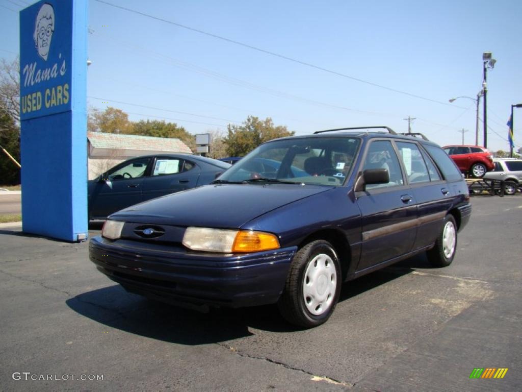 1995 Escort LX Wagon - Royal Blue Metallic / Gray photo #4