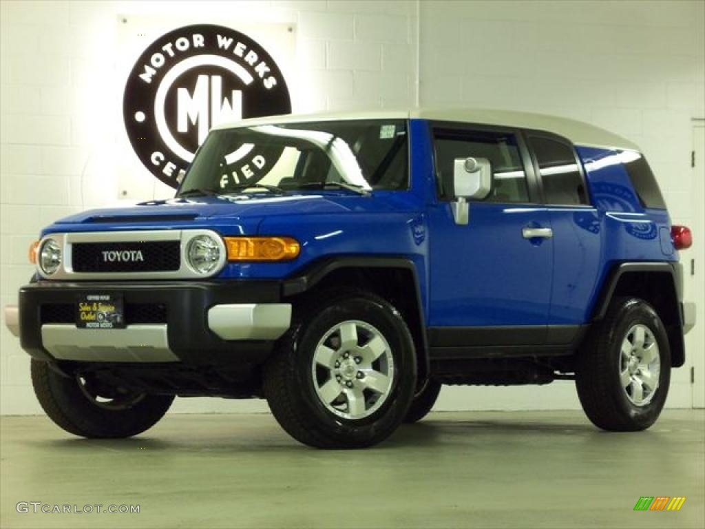 2007 FJ Cruiser 4WD - Voodoo Blue / Dark Charcoal photo #1