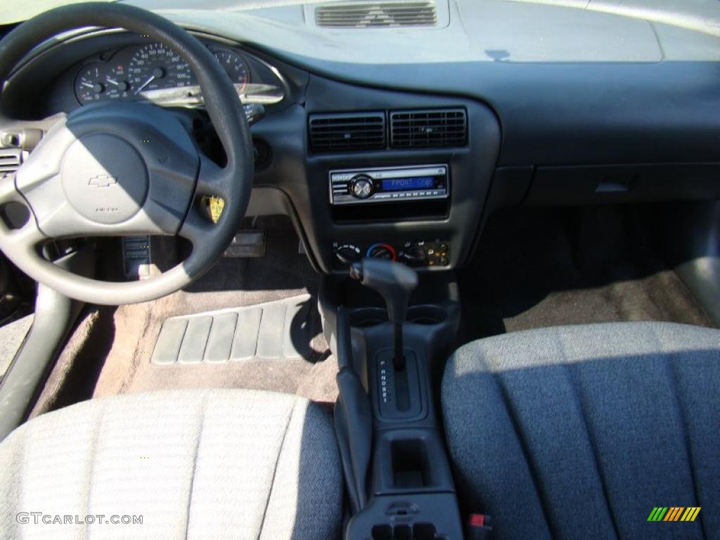 2003 Cavalier Coupe - Black / Graphite Gray photo #12