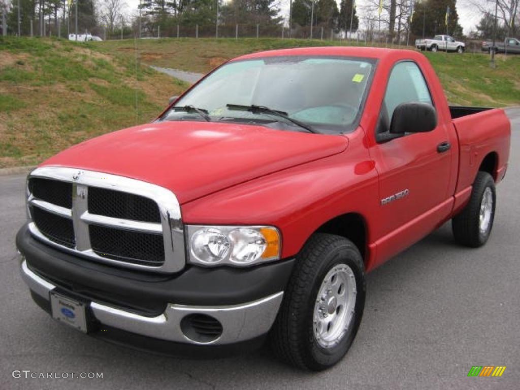 2003 Ram 1500 ST Regular Cab - Flame Red / Taupe photo #2