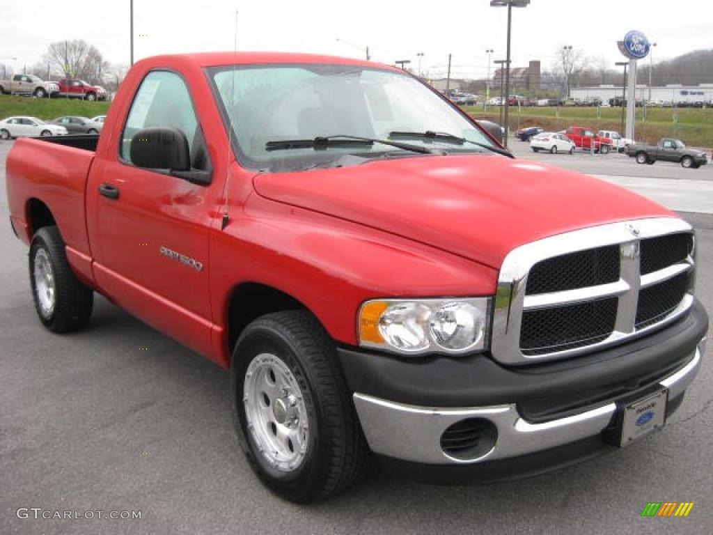 2003 Ram 1500 ST Regular Cab - Flame Red / Taupe photo #4