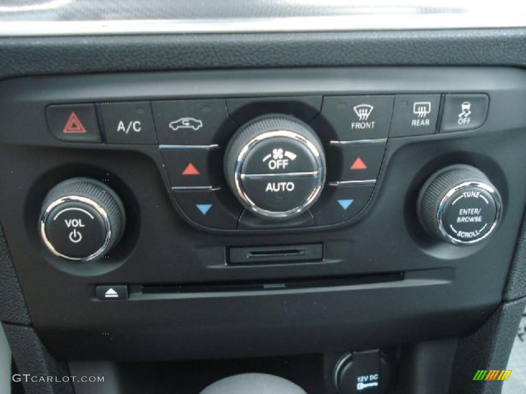 2011 Dodge Charger R/T Plus Controls Photo #46920422