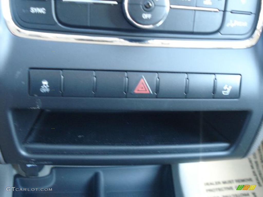 2011 Durango Express - Dark Charcoal Pearl / Dark Graystone/Medium Graystone photo #21