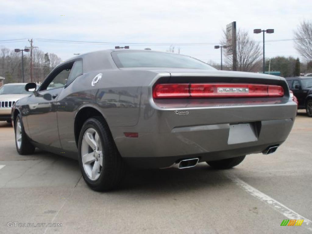 Tungsten Metallic 2011 Dodge Challenger SE Exterior Photo #46921076