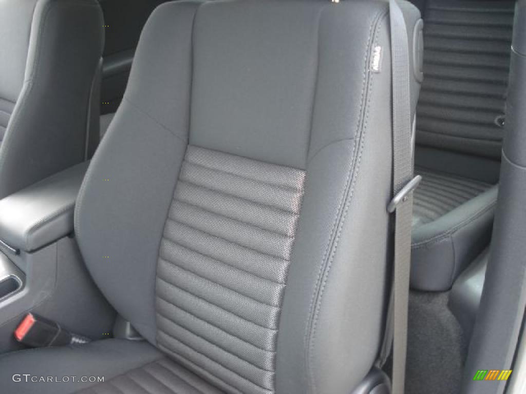 Dark Slate Gray Interior 2011 Dodge Challenger SE Photo #46921133