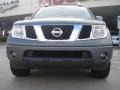 2006 Storm Gray Nissan Frontier LE Crew Cab 4x4  photo #8