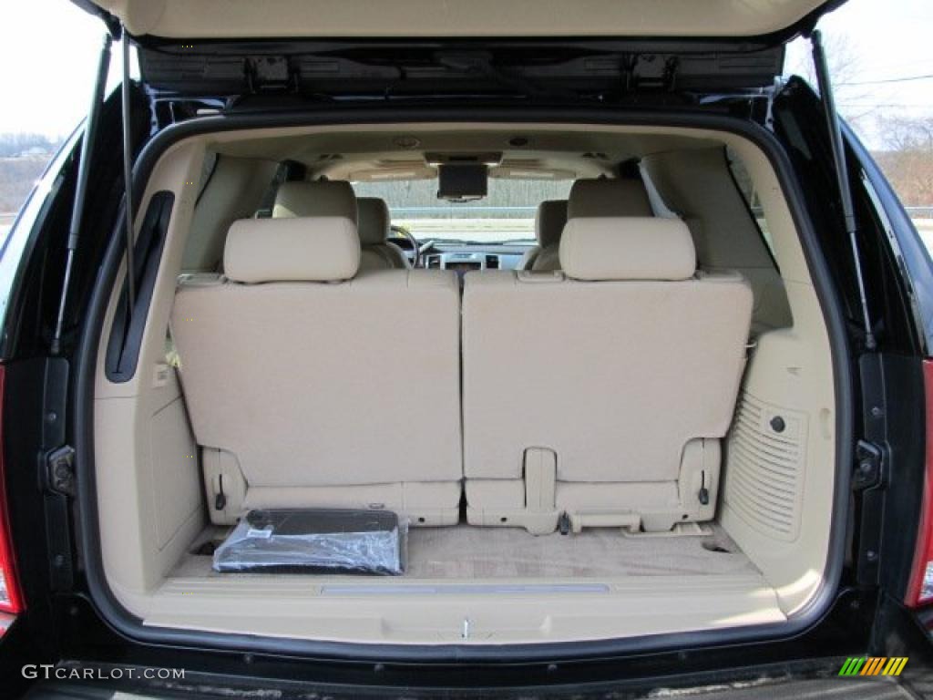 2011 Cadillac Escalade Premium AWD Trunk Photo #46925480