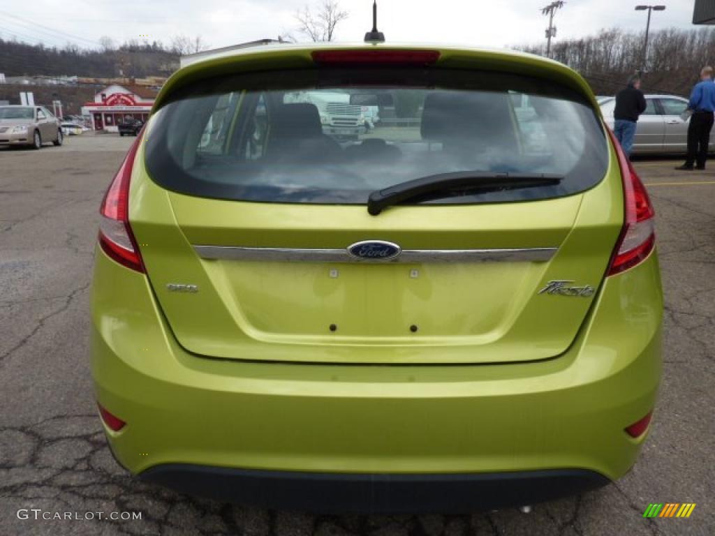 2011 Fiesta SES Hatchback - Lime Squeeze Metallic / Charcoal Black/Blue Cloth photo #3