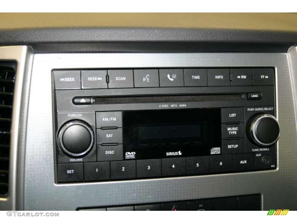 2008 Grand Cherokee Laredo 4x4 - Bright Silver Metallic / Dark Slate Gray/Light Graystone photo #10