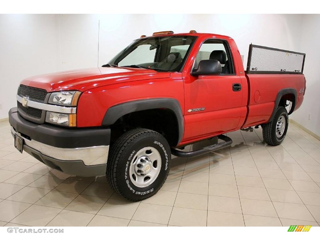 2004 Silverado 2500HD LS Regular Cab 4x4 - Victory Red / Dark Charcoal photo #3