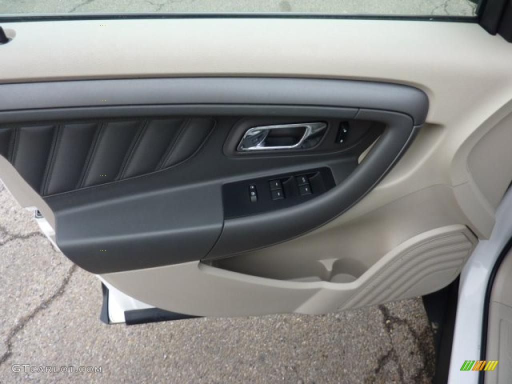 2010 Ford Taurus SEL AWD Light Stone Door Panel Photo #46931390