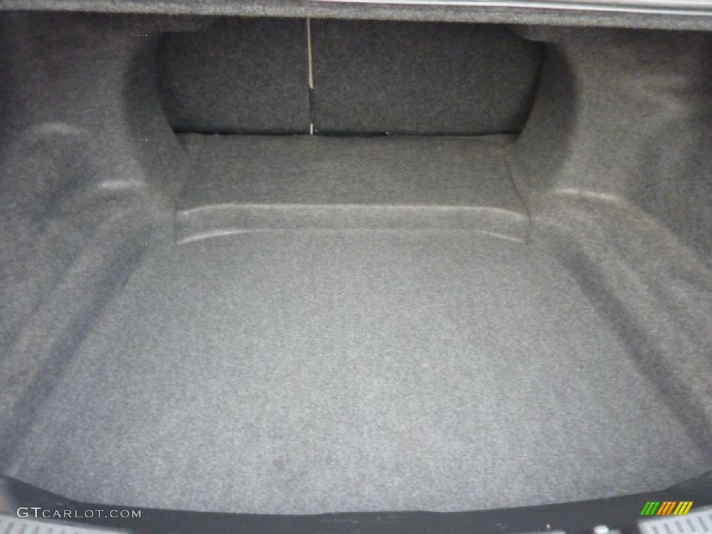 2010 Ford Taurus SEL AWD Trunk Photo #46931414