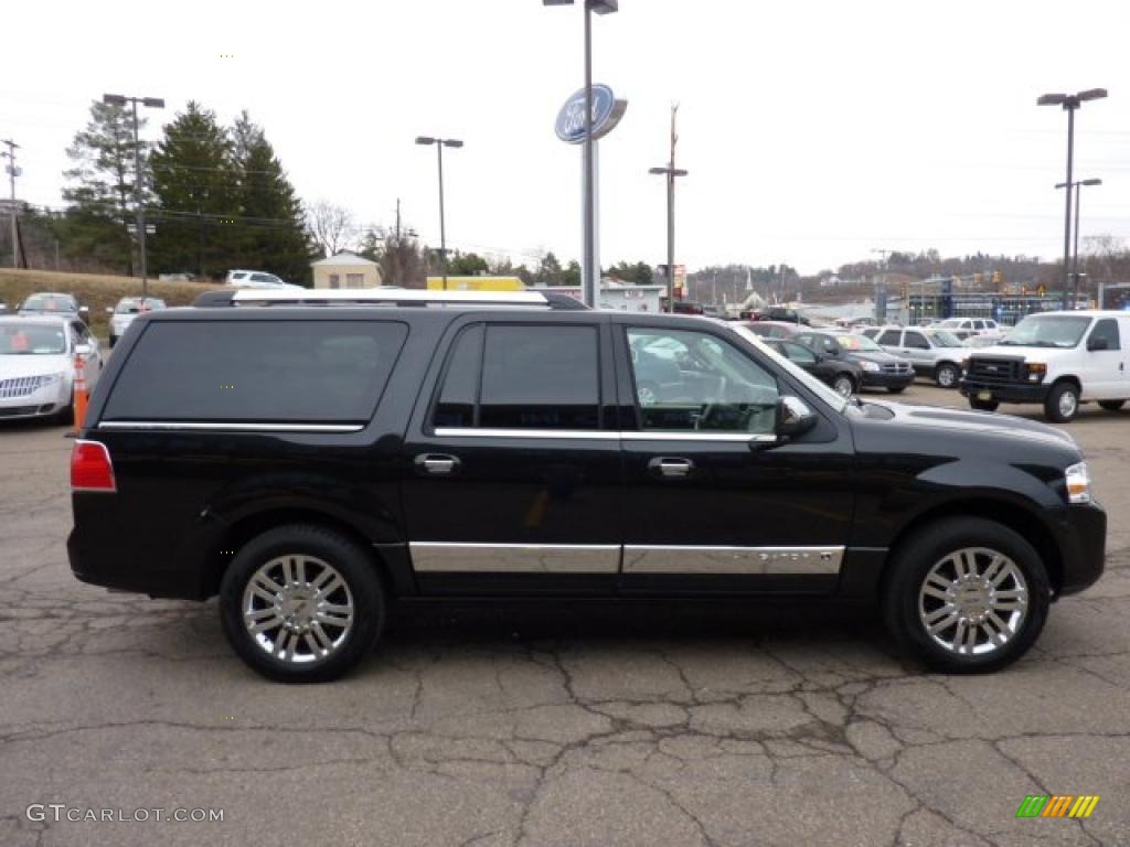 Tuxedo Black Metallic 2010 Lincoln Navigator L 4x4 Exterior Photo #46931501