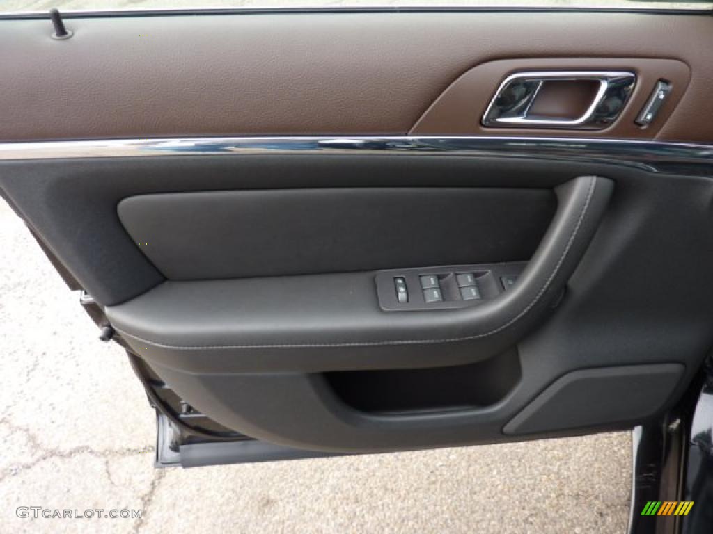 2010 Lincoln MKS EcoBoost AWD Sienna/Charcoal Door Panel Photo #46932110