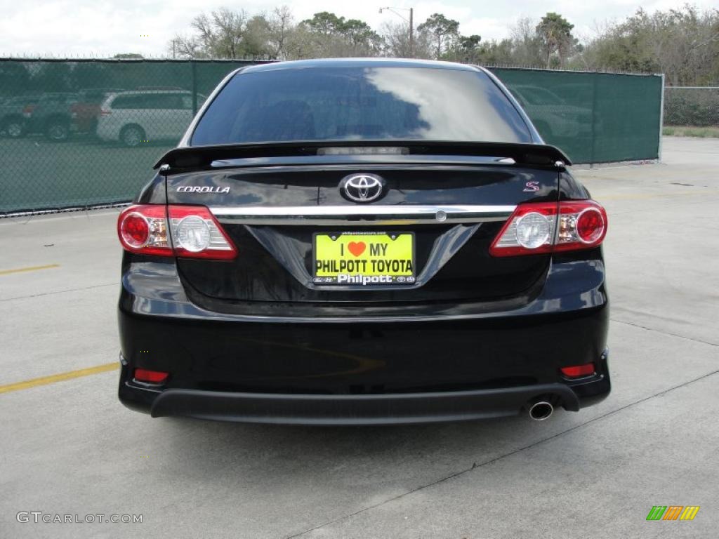 2011 Corolla S - Black Sand Pearl / Dark Charcoal photo #4