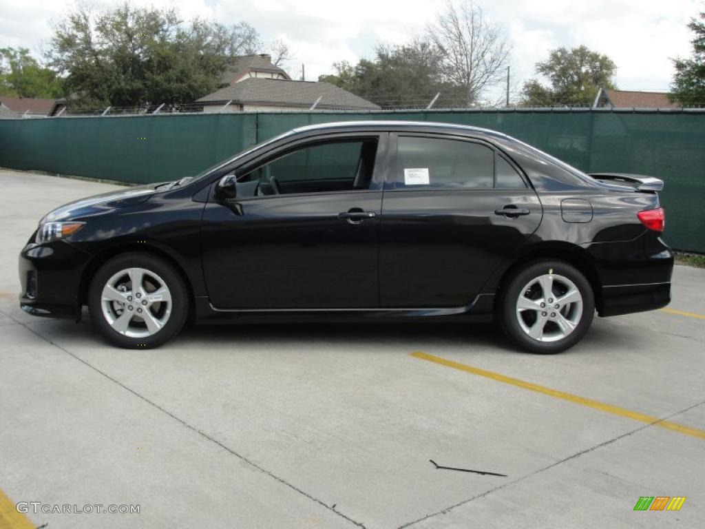 2011 Corolla S - Black Sand Pearl / Dark Charcoal photo #6