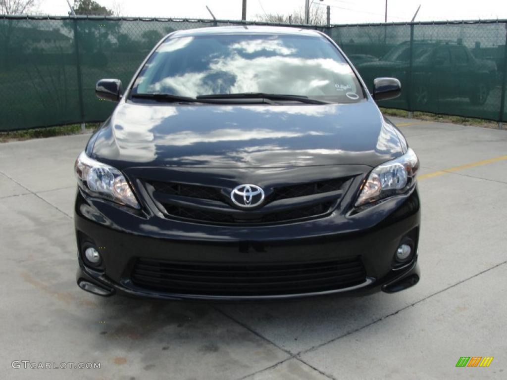 2011 Corolla S - Black Sand Pearl / Dark Charcoal photo #8