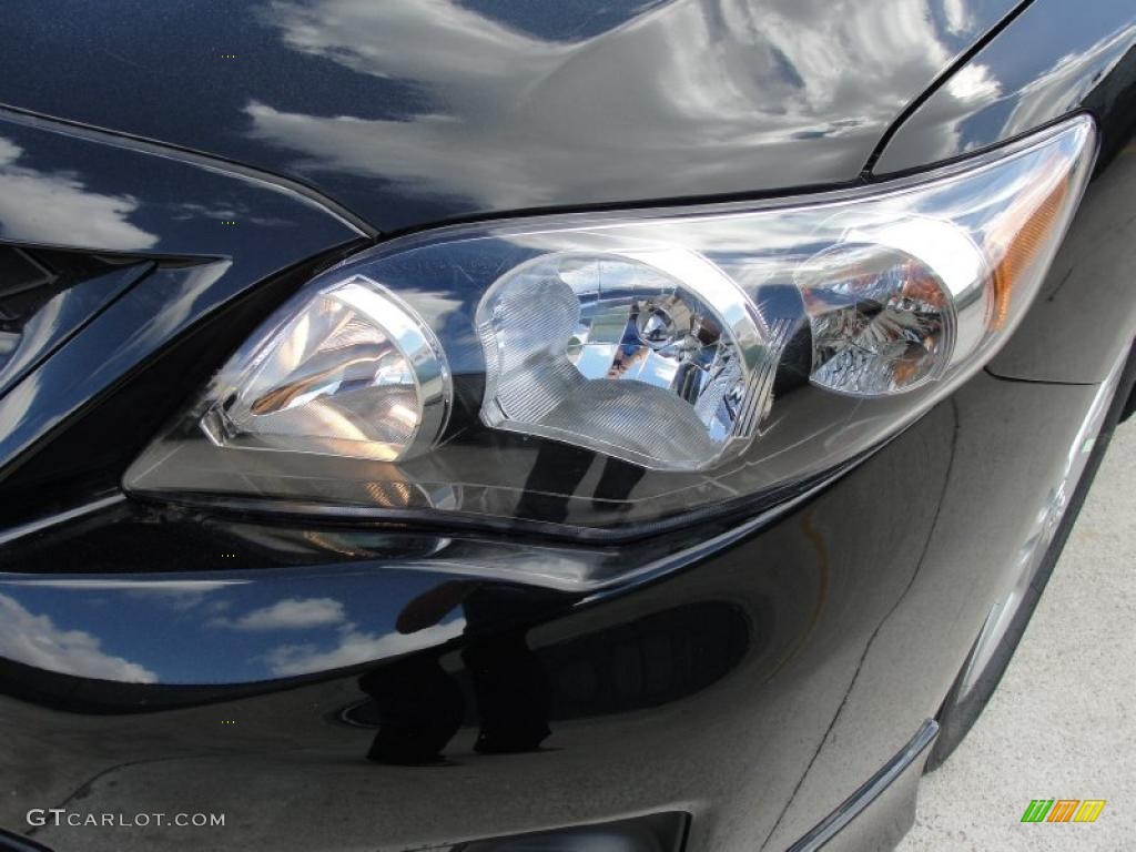 2011 Corolla S - Black Sand Pearl / Dark Charcoal photo #9