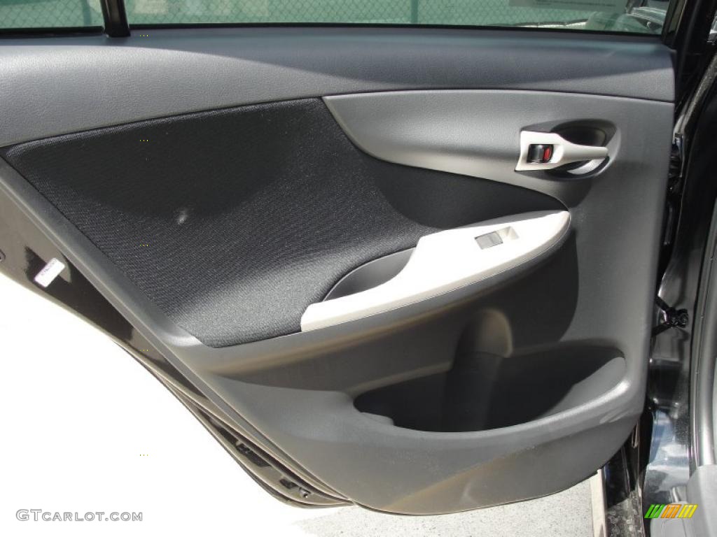 2011 Corolla S - Black Sand Pearl / Dark Charcoal photo #21