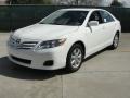 Super White - Camry LE Photo No. 7