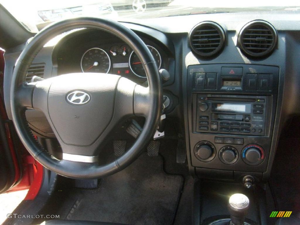 2003 Hyundai Tiburon GT V6 Black Dashboard Photo #46934651