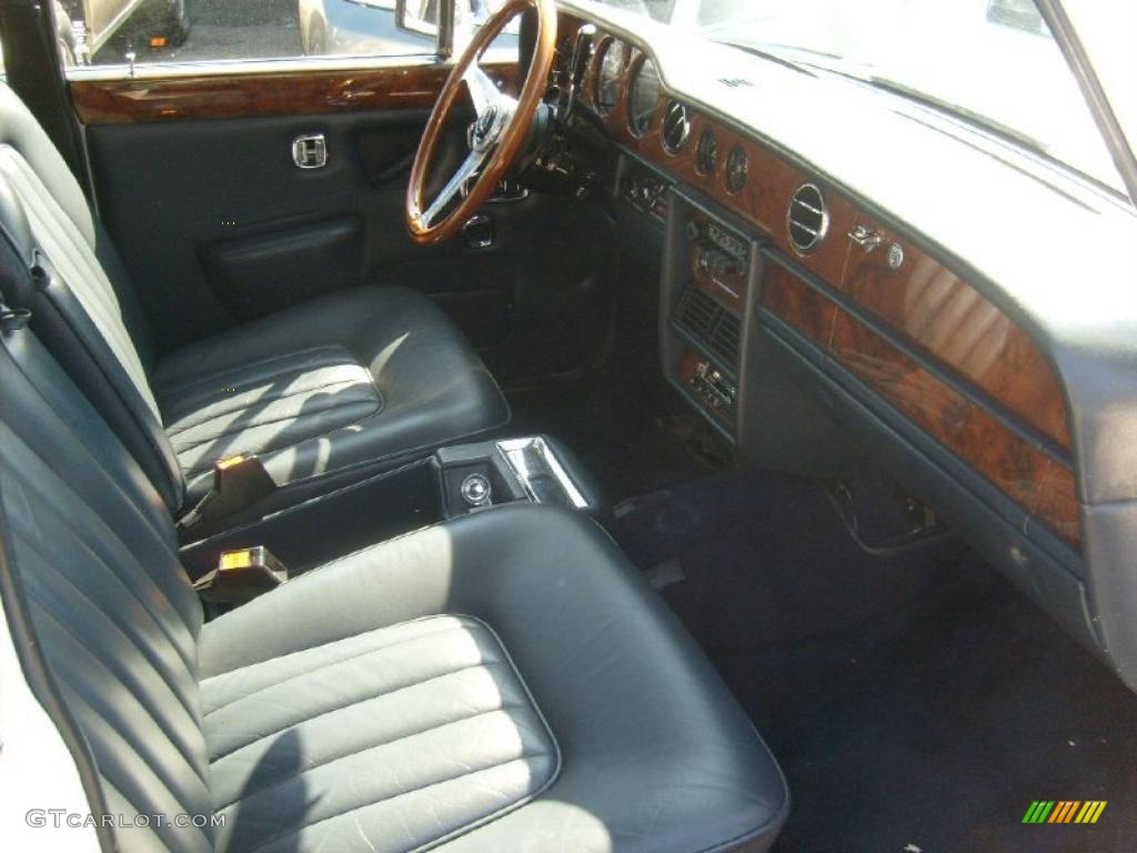 1980 Rolls-Royce Silver Shadow II Interior Color Photos