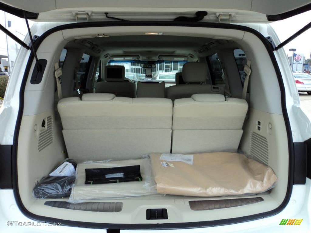 2011 Infiniti QX 56 Trunk Photo #46935534