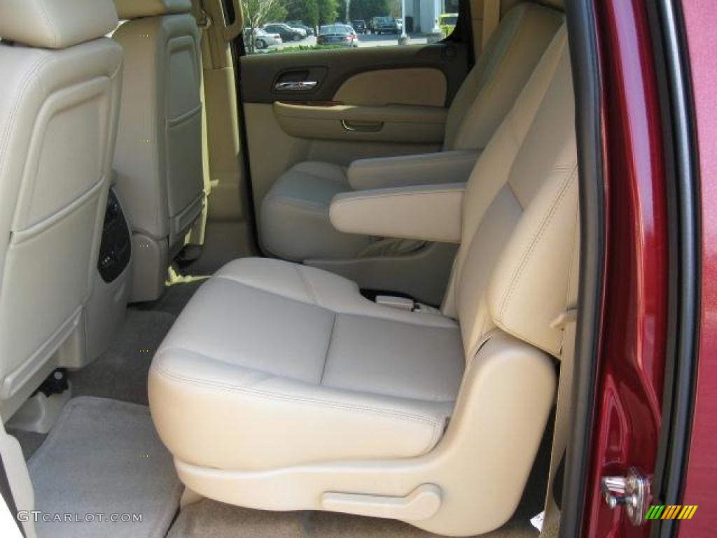Light Cashmere/Dark Cashmere Interior 2011 Chevrolet Suburban LTZ Photo #46937352