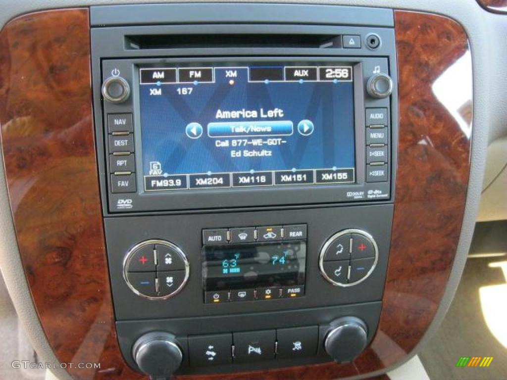 2011 Chevrolet Suburban LTZ Controls Photo #46937418