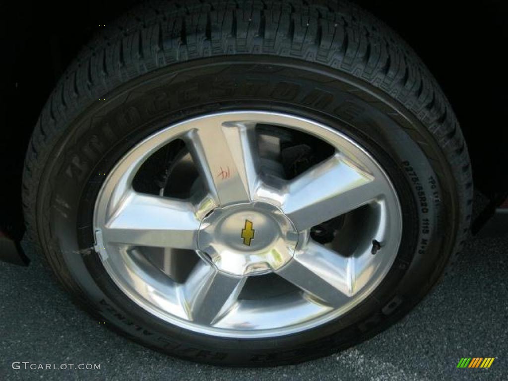 2011 Chevrolet Suburban LTZ Wheel Photo #46937442