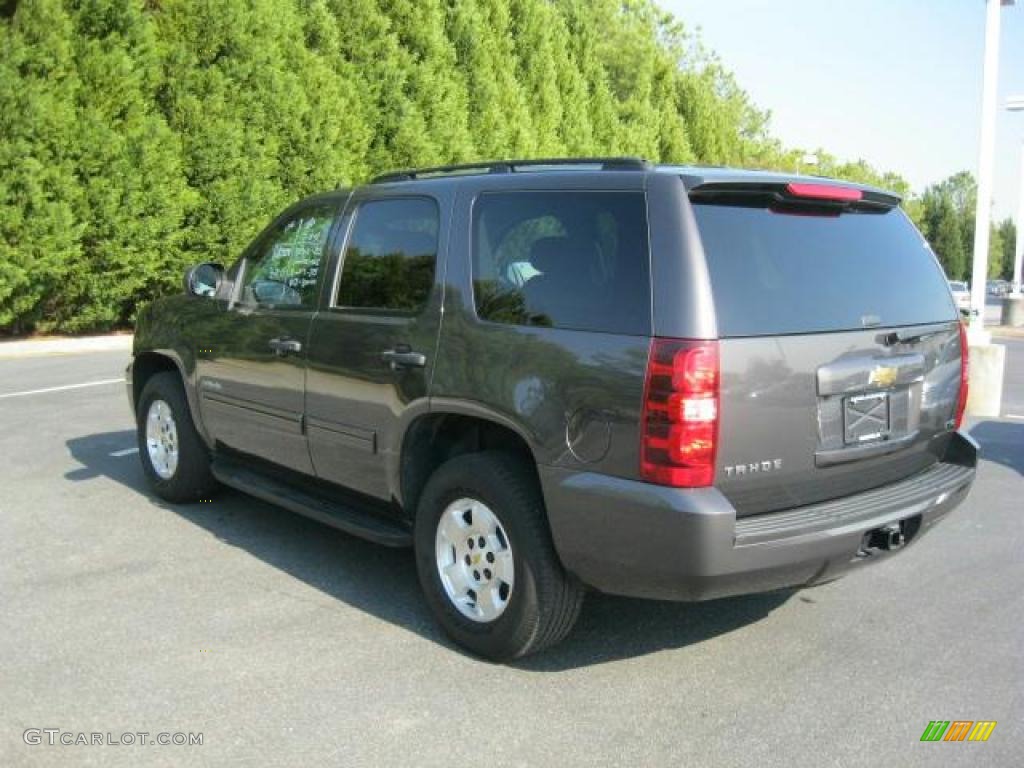 2010 Tahoe LS - Taupe Gray Metallic / Ebony photo #3