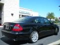 Black - E 350 Sedan Photo No. 6