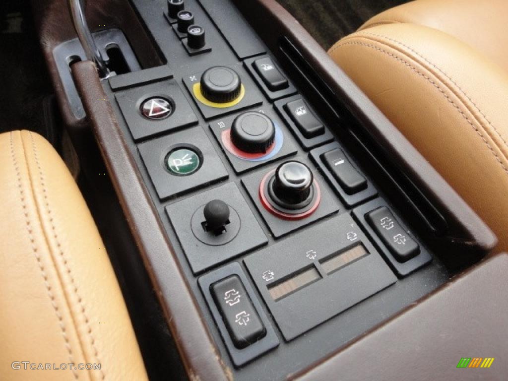 1986 Ferrari Testarossa Standard Testarossa Model Controls Photo #46938504