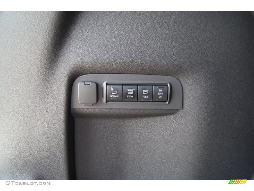 2011 Ford Explorer Limited Controls Photo #46941546