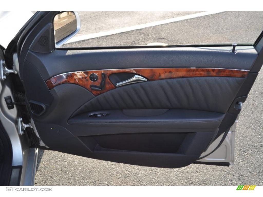 2005 Mercedes-Benz E 500 4Matic Sedan Charcoal Door Panel Photo #46943532