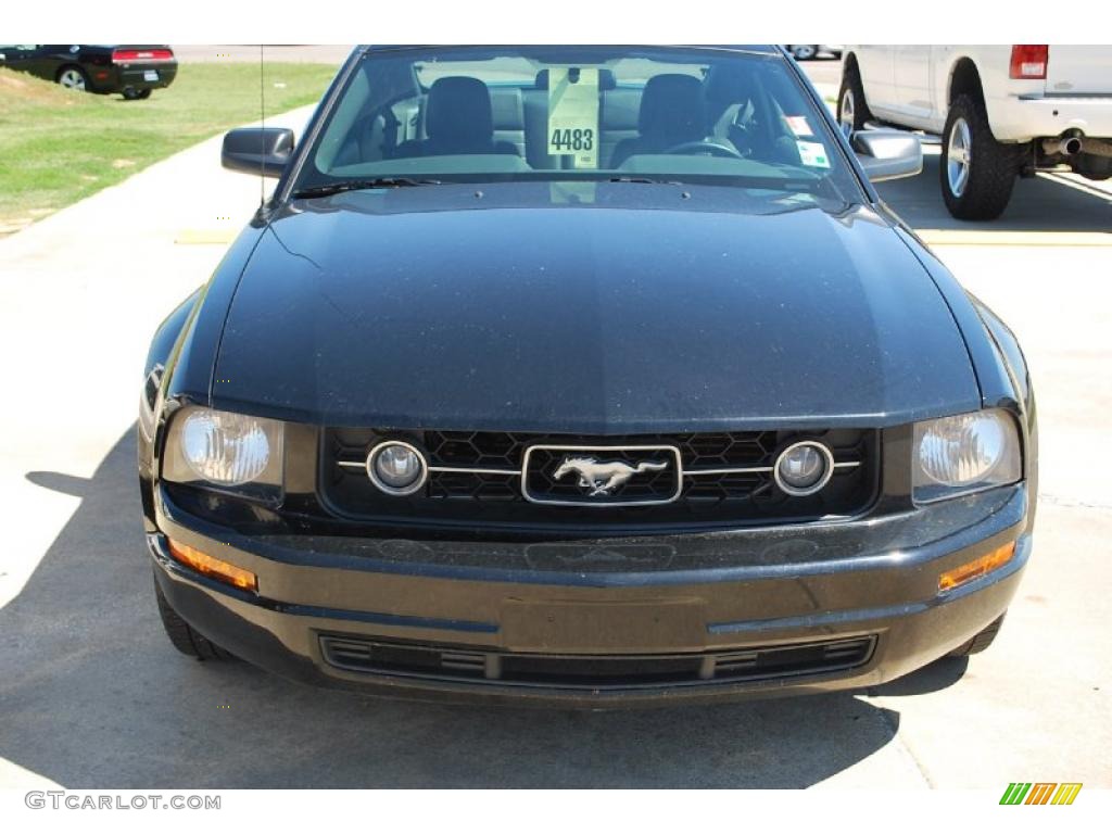 2008 Mustang V6 Premium Coupe - Black / Dark Charcoal photo #8