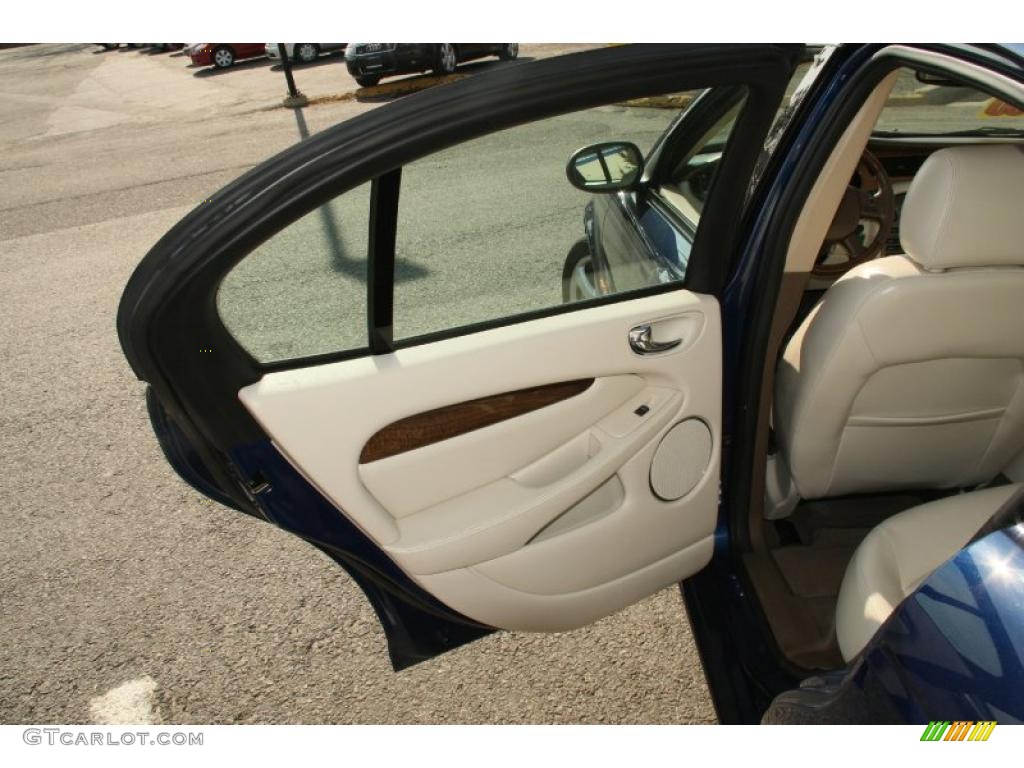 2005 Jaguar X-Type 3.0 Ivory Door Panel Photo #46944555