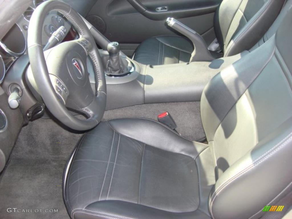 Ebony Interior 2006 Pontiac Solstice Roadster Photo #46944636