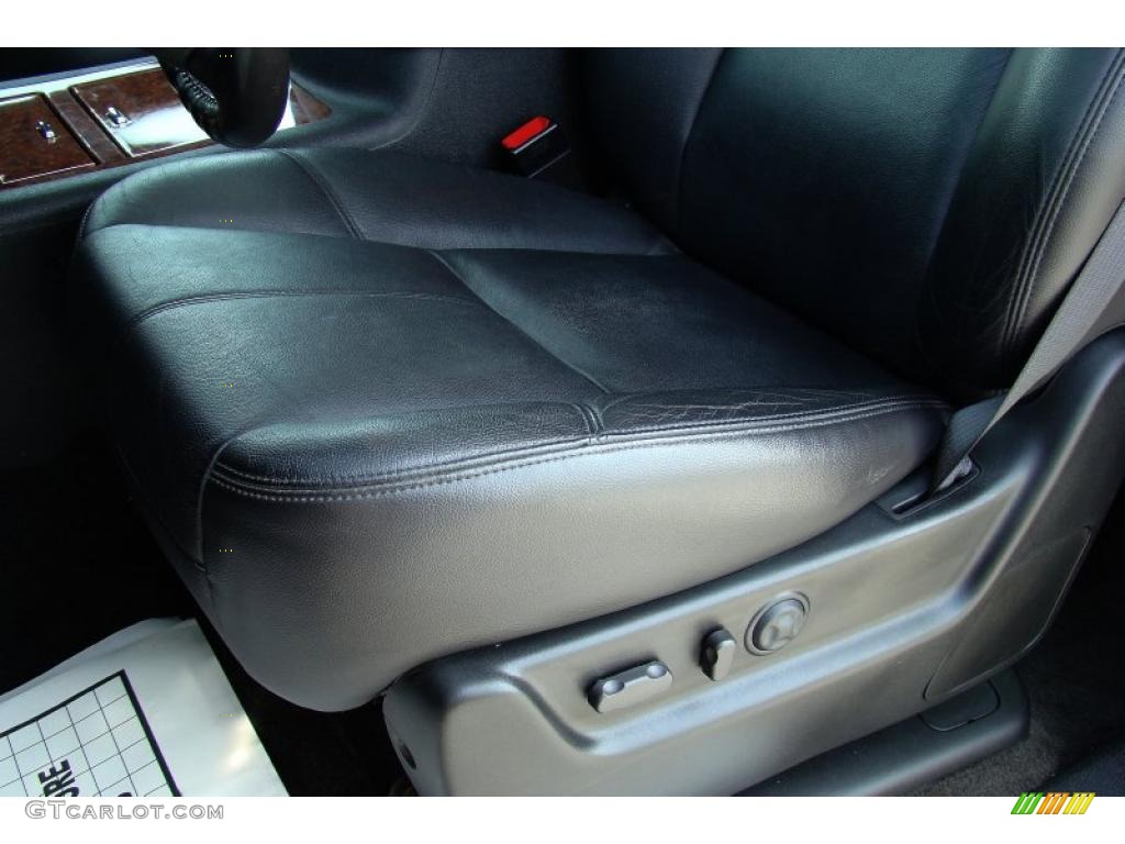 2008 Avalanche LTZ 4x4 - Dark Blue Metallic / Ebony photo #49