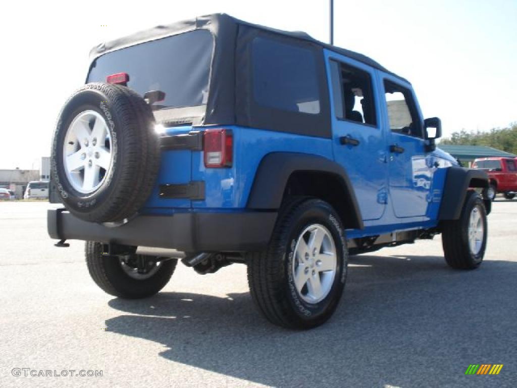 2011 Wrangler Unlimited Sport 4x4 - Cosmos Blue / Black photo #3