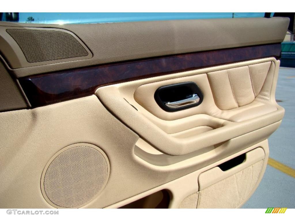 2001 BMW 7 Series 740iL Sedan Sand Beige Door Panel Photo #46947180
