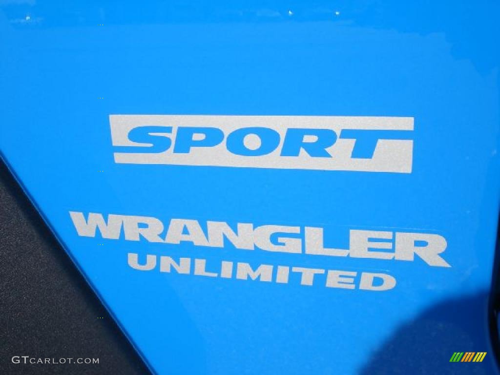 2011 Wrangler Unlimited Sport 4x4 - Cosmos Blue / Black photo #17