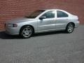 Silver Metallic - S60 2.5T Photo No. 1